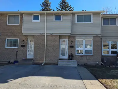 6767 Thorold Stone Road 7, Niagara Falls, On L2j 3w9