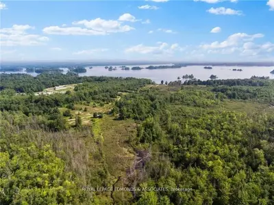540 Abbie Lane, Petawawa, On K8h 3r9