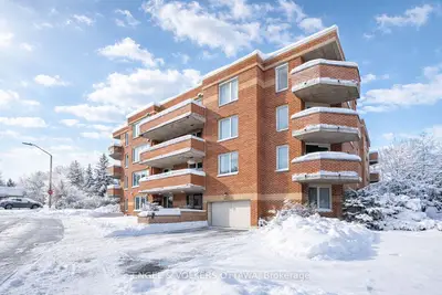800 Mckellar Avenue 101, Carlingwood - Westboro And Area, On K2a 2x5