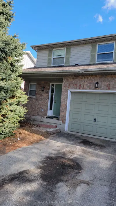 15 Sandra Road, London East, On N5v 4x3