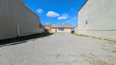 26-30 Durham Street S, Centre Hastings, On K0k 2h0