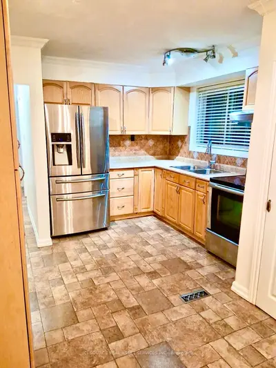 146 Langarth Street W Upper Unit, London South, On N6j 1p6