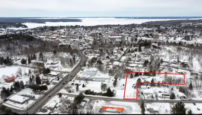 8 Queen & 0 Tate/pine Street E, Parry Sound, On P2a 2v9