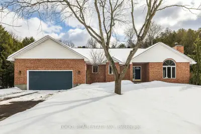 6492 Waddion Drive, Greely - Metcalfe - Osgoode - Vernon and Area, ON K4P 1E7