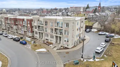 5016 Serena Drive 9, Lincoln, On L0r 1b4