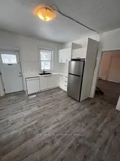 103 Shuter Street 1, Quinte West, ON K8V 5B4