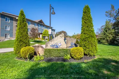 94 Francis Street W 308, Kawartha Lakes, On K0m 1n0