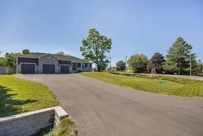 247 Arnold Street, Kingston, On K7m 3l7