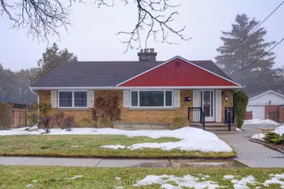 64 The Strand Avenue, Brantford, ON N3R 1Z4