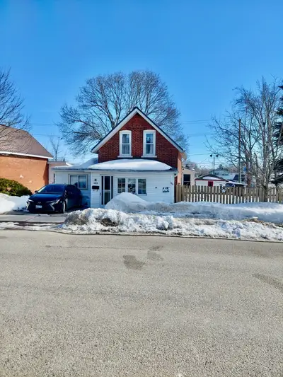 465 Garden Street, Gananoque, On K7g 1j6