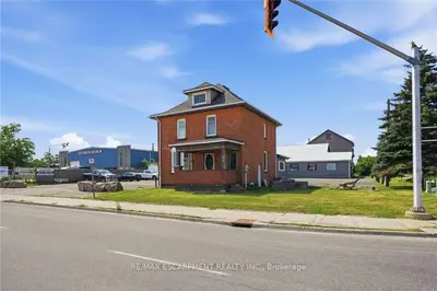 1360 Rymal Road E, Hamilton, On L8w 3n1