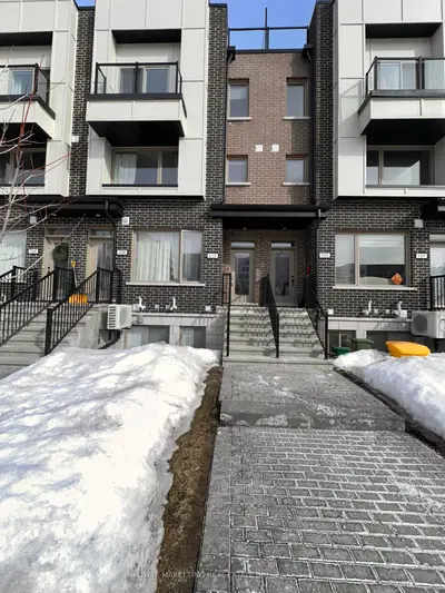 118 Michael Stoqua Street 6, Manor Park - Cardinal Glen and Area, ON K1K 4E4