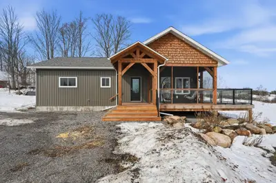 824 East Road Loop, Hastings Highlands, On K0l 1c0