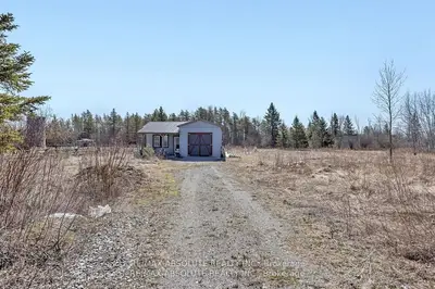 18 Wolford Centre Avenue, Merrickville-wolford, On K0g 1n0