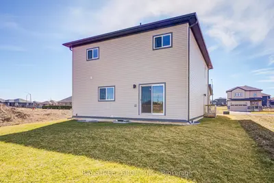39 Meadowlark Drive, Port Colborne, On L3k 6e3