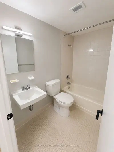103 Emerald Street S 401, Hamilton, On L8n 2v4
