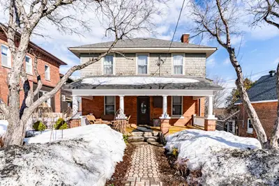 24 Mary Street W, Huntsville, ON P1H 1V3