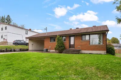 90 Deacon Street, Pembroke, On K8a 2j4