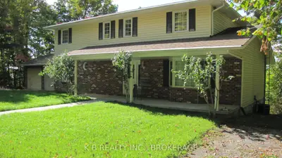 Detached in Greater Napanee