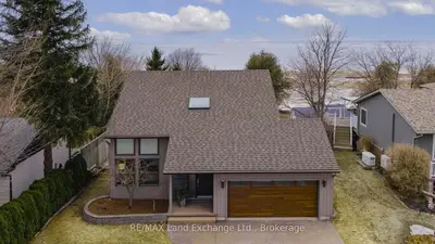 222 Penetangore Row, Kincardine, On N2z 2p6