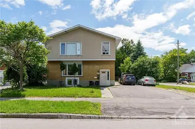 2445 CLEMENTINE Boulevard, Billings Bridge - Riverside Park and Area, ON K1V 8E1