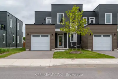19 West Street N 7, Kawartha Lakes, On K0m 1n0