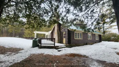 18 Stokes River Road, Northern Bruce Peninsula, On N0h 2m0