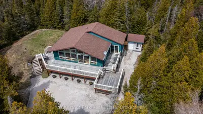 39 Hatt Street, Northern Bruce Peninsula, ON N0H 2R0
