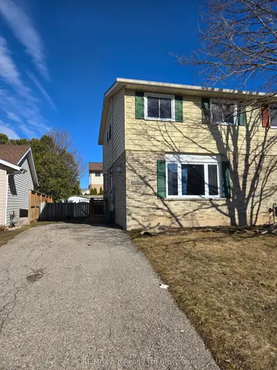 1073 Canfield Crescent, Woodstock, ON N4S 8P3