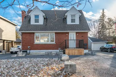 810 Smyth Road A, Elmvale Acres and Area, ON K1G 1P3
