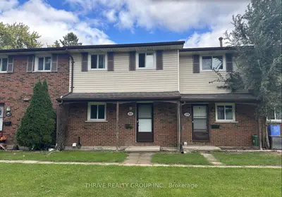161 Toulon Crescent, London East, On N5v 1j4