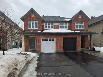 717 Hazelnut Crescent, Blossom Park - Airport and Area, ON K1T 0K3