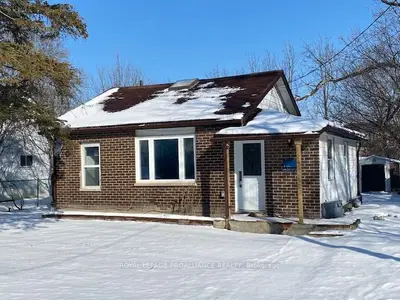 24 ELMER Street, Belleville, ON K8P 1Z7