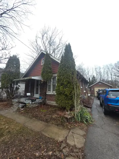 162 Wildwood Avenue, London South, ON N6J 1A9