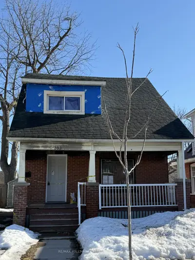 585 Bolivar Street, Peterborough, On K9j 4r9