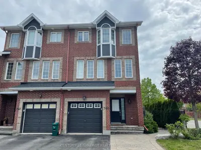 240 FREEDOM Private, Alta Vista and Area, ON K1G 6W3