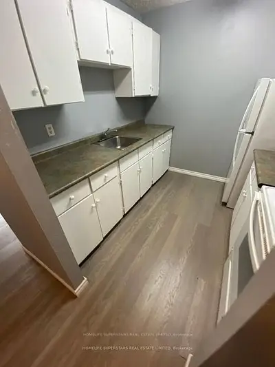 8209 Lundys Lane E 6, Niagara Falls, On L2h 1h3