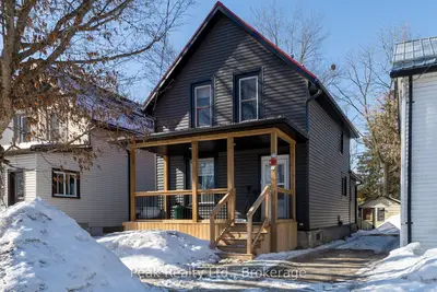 38 Mowat Street, Stratford, ON N5A 2B7