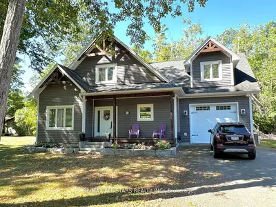 316 1/2 Riverside Drive, Kawartha Lakes, On K0m 1a0