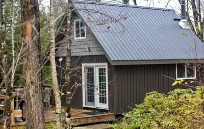 00 JACK'S, Parry Sound Remote Area, ON, P0H 1A0