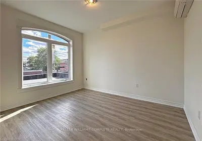 76 S Wentworth Street S 2, Hamilton, On L8n 2y9