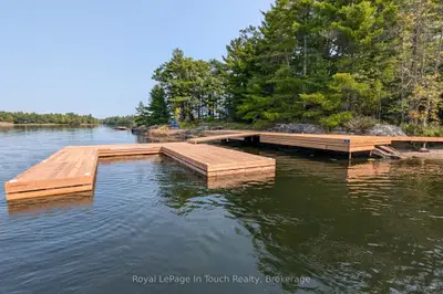 2 Island 880, Georgian Bay, On, L0k 1s0