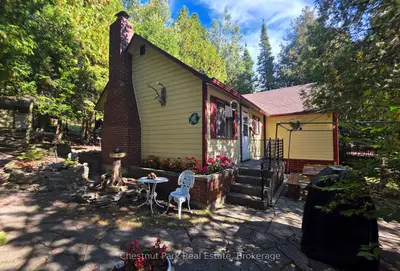 41 Simpson Avenue, Northern Bruce Peninsula, ON N0H 2R0
