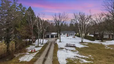 9376 Wellington Rd 124 Road, Erin, ON N0B 1T0