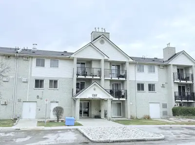 737 Deveron Crescent 208, London South, ON N5Z 4X9