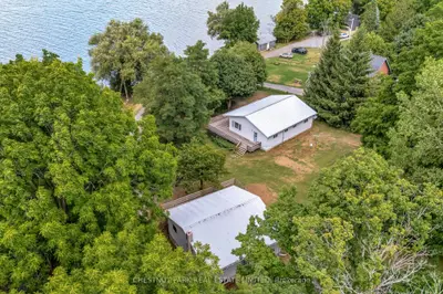 84-88 Munroe Lane, Prince Edward County, On K0k 2t0