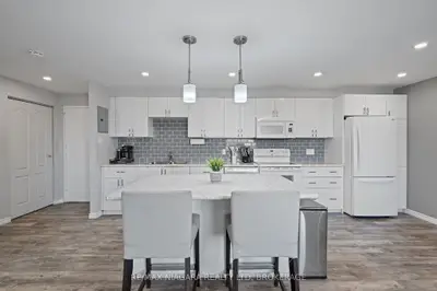 198 Scott Street 308, St. Catharines, ON L2N 5T3