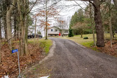 4206 Rice Lake Drive S, Hamilton Township, ON L1A 3V6