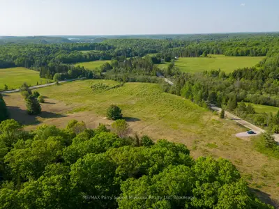 2899 Midlothian Road South Road S, Magnetawan, ON P0A 1C0