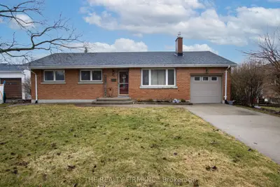 424 Base line Road E, London South, ON N6C 2P6